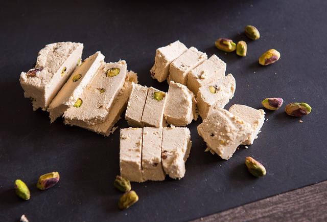 Nourish Leicester's Birds with Fortified Calcium Peanuts – Save Now!