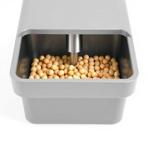 Compact feeder designed for clean feeding